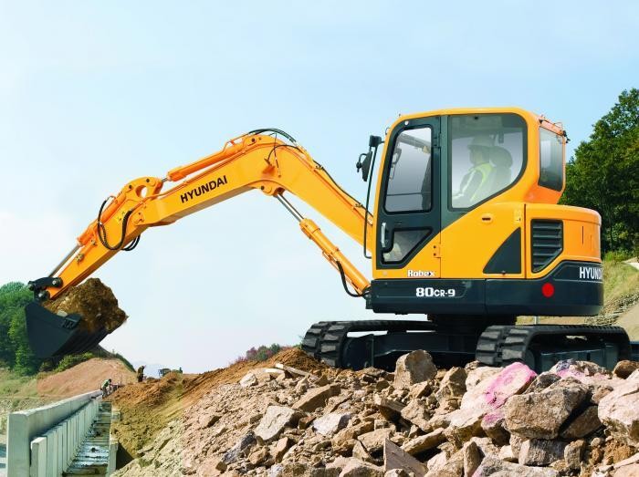 Tracked Excavator Hire Hyundai R80CR-9